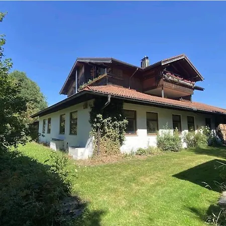 Sleep & Go - Vierbettzimmer Mit Gemeinschaftsbad